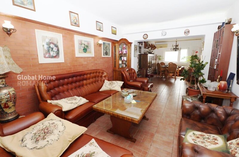 Titulescu 4 camere  94 mp  et 10 - decomandat 2 balcoane Piata Victoriei