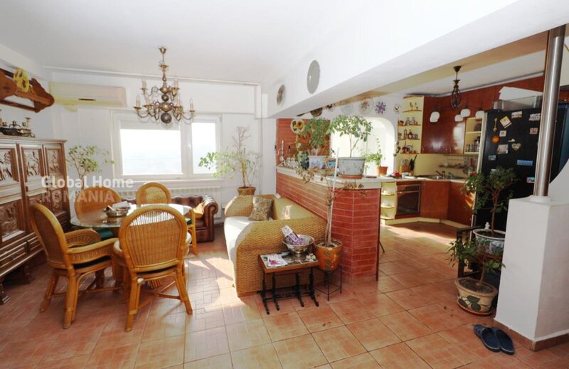 Titulescu 4 camere  94 mp  et 10 - decomandat 2 balcoane Piata Victoriei